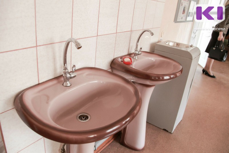 В Ухте специалисты восстанавливают горячее водоснабжение