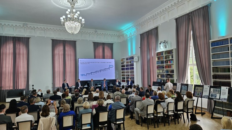 В Сыктывкаре обсудили денежно-кредитную политику Банка России