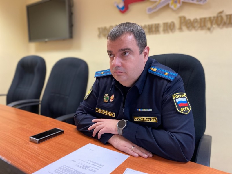 Как быть, если должник по алиментам официально получает крохи - ответил главный судебный пристав Коми