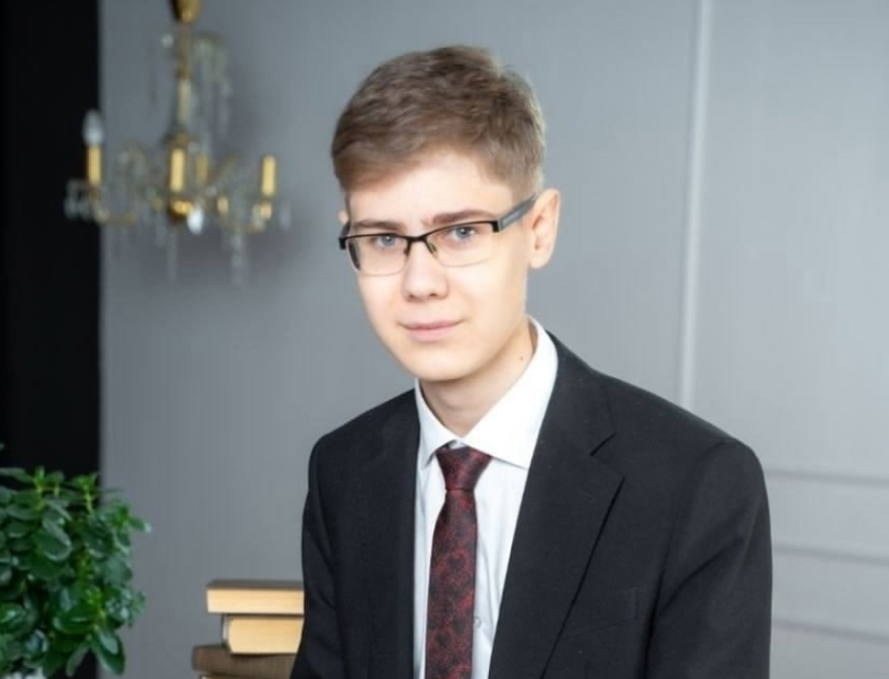 Лицеист из Ухты стал первым в Коми мультибалльником на ЕГЭ в 2025 году