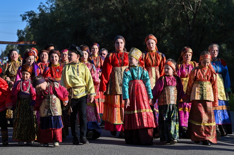 Ростислав Гольдштейн поздравил жителей села Усть-Цильма и гостей с праздником "Усть-Цилемская Горка"