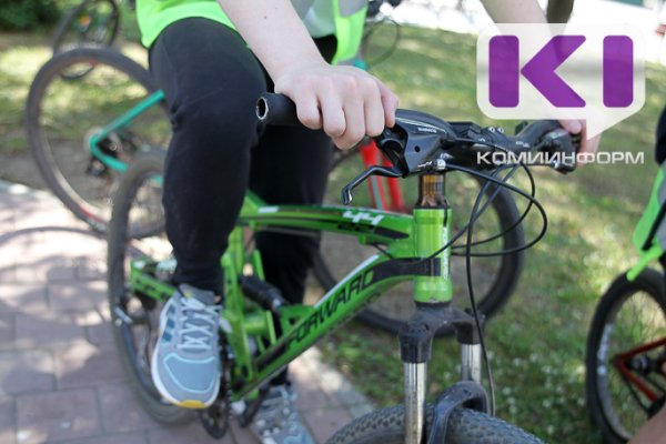 За сутки в Сыктывкаре велосипедисты сбили двух человек 