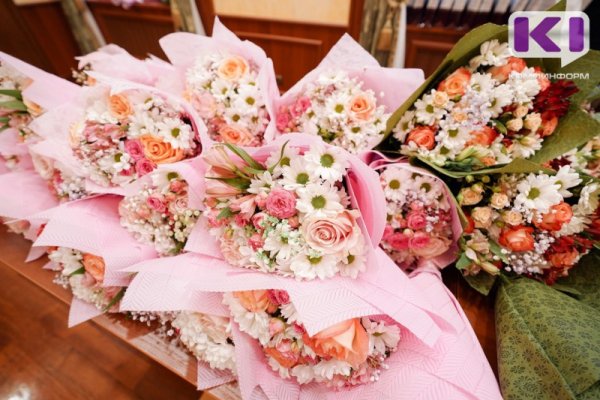 Представитель СМИ Коми награждена почетной грамотой президента РФ