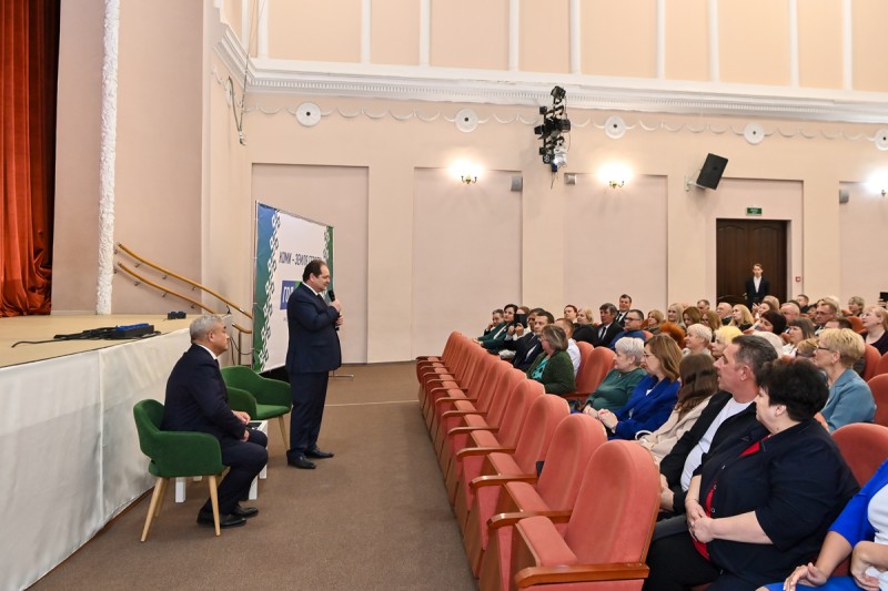 Ростислав Гольдштейн призвал лидеров общественности Сосногорска к активному участию в развитии района