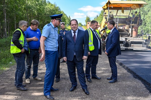 Ростислав Гольдштейн проинспектировал ремонт дорог в Удорском районе