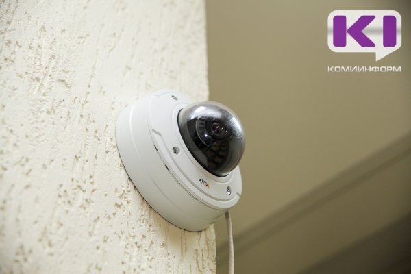 В Сыктывкаре каждый пятый сотрудник, работающий в офисе с видеонаблюдением, против камер