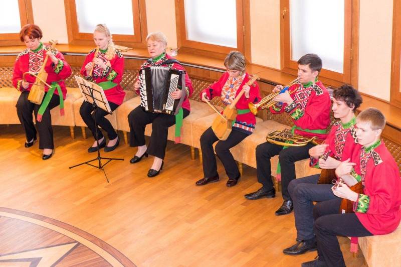 В Коми объявлены победители конкурсного отбора программы "Земский работник культуры"

