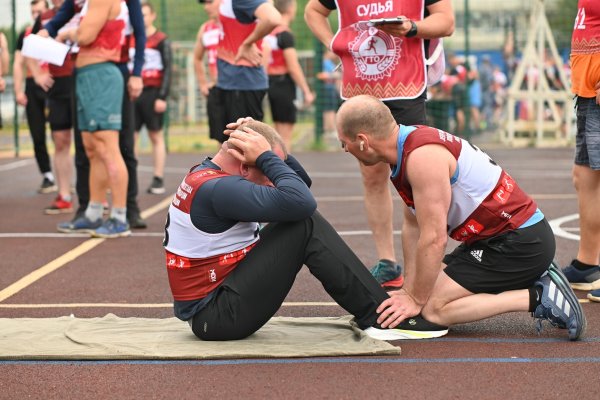 В Сыктывкаре росгвардейцы провели спортивный праздник в честь Дня физкультурника