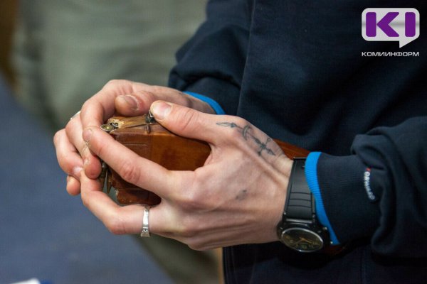 В Усть-Вымском районе завершено расследование уголовного дела по факту реабилитации нацизма и незаконного хранения оружия