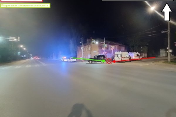 В Сыктывкаре выехавшая под колеса внедорожника велосипедистка попала в больницу