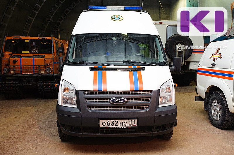 Прилузские спасатели доставили членов избирательной комиссии в удаленный поселок Бедьвож