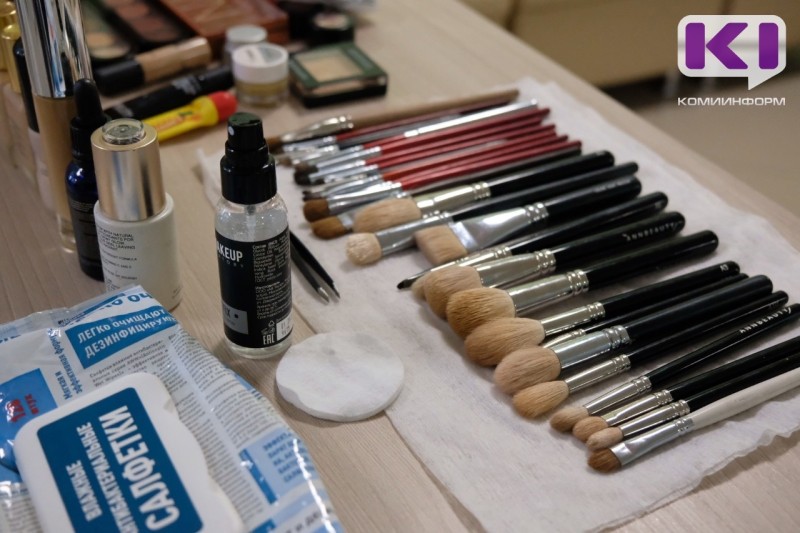 Коми УФАС увидело нарушение в рекламе студии макияжа