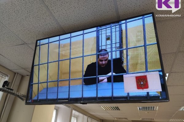 Адвокат попросил отпустить на домашний арест обвиняемого в диверсии учителя 