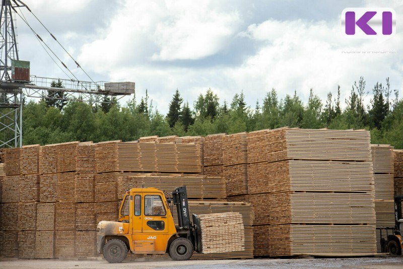Республика Коми более чем на четверть нарастила поставки фанеры, плит и шпона за рубеж