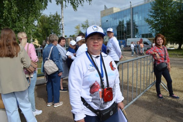 Волонтер из Коми стала обладателем почетного знака 