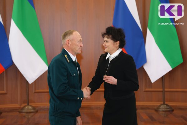 В Сыктывкаре наградили лучших представителей лесной отрасли 