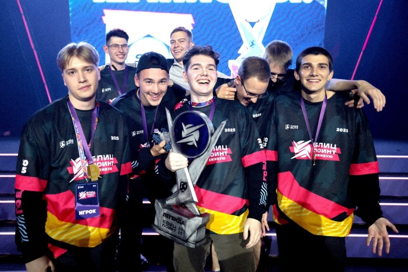 Киберспортсмен Коми Роман Копалин победил на Лиге Блиц Поинт