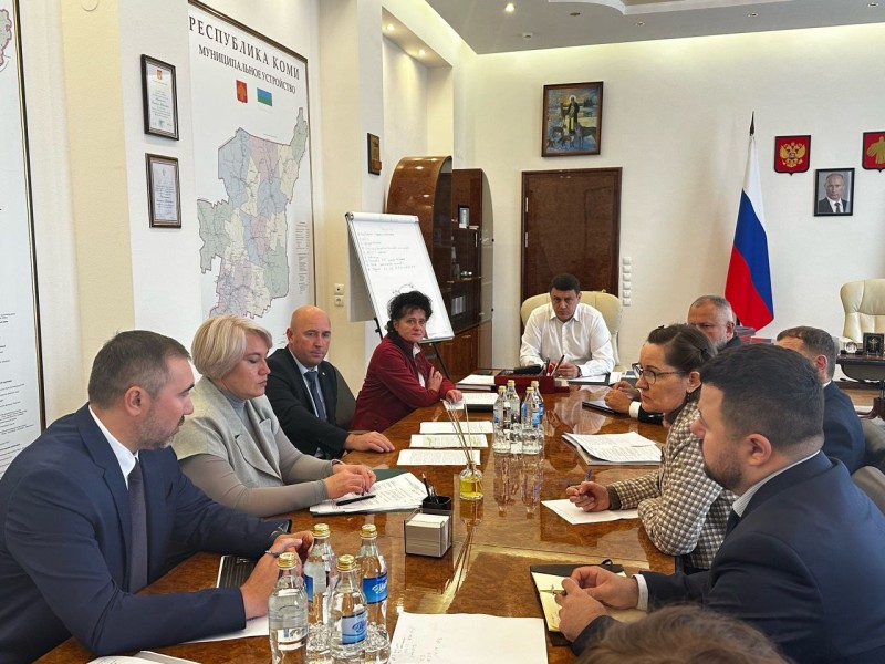 В правительстве Коми обсудили с X5 Group вопросы расширения присутствия региональной продукции на прилавках "Пятерочки"

