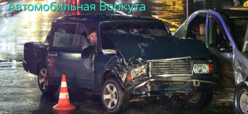 Два человека, в том числе подросток, пострадали в ДТП с участием ВАЗов  