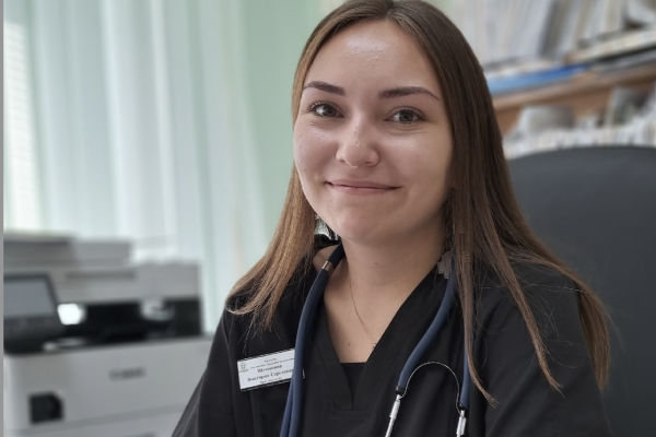 Целевое обучение приносит результат: в Ухтинскую поликлинику пришел новый кардиолог