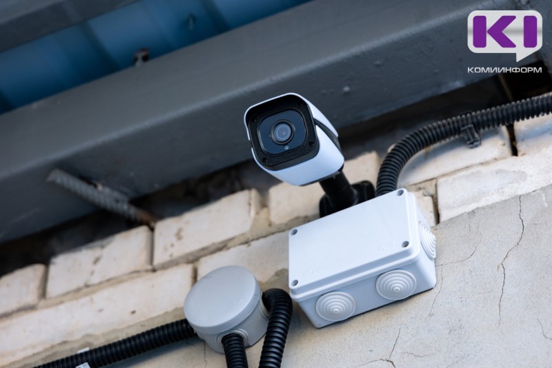 Жителя Воркуты обязали демонтировать камеру видеонаблюдения, установленную в подъезде