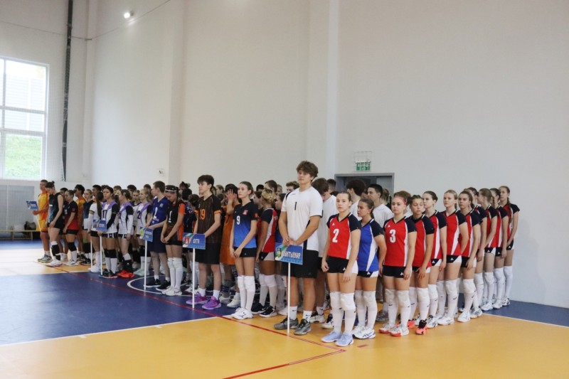 Первенство Республики Коми по волейболу проводится по новым правилам