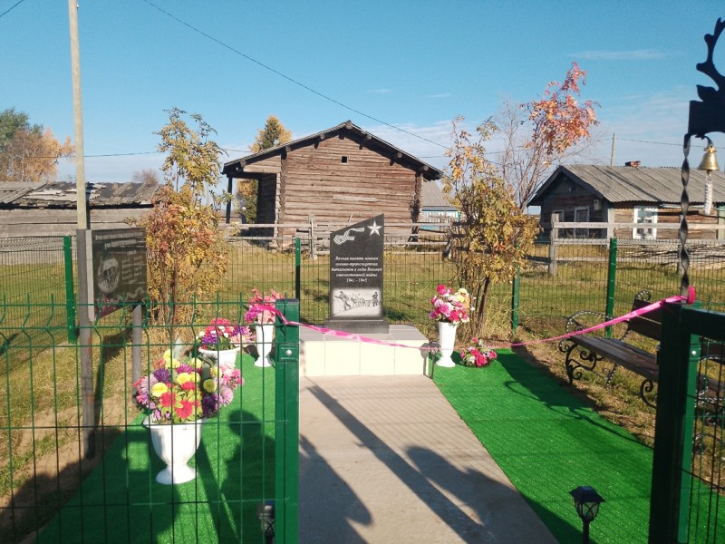 В Коми открыли третий памятник оленно-транспортным батальонам 