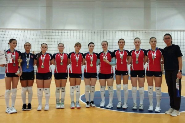 Воркута и Ухта - победители первенства Республики Коми по волейболу