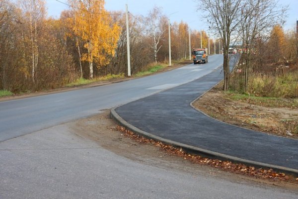 В Сыктывкаре завершается обустройство тротуара по улице Панева