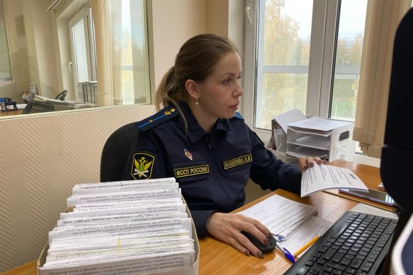 В Коми судебные приставы принудили Фонд капремонта возместить ущерб хозяйке залитой квартиры