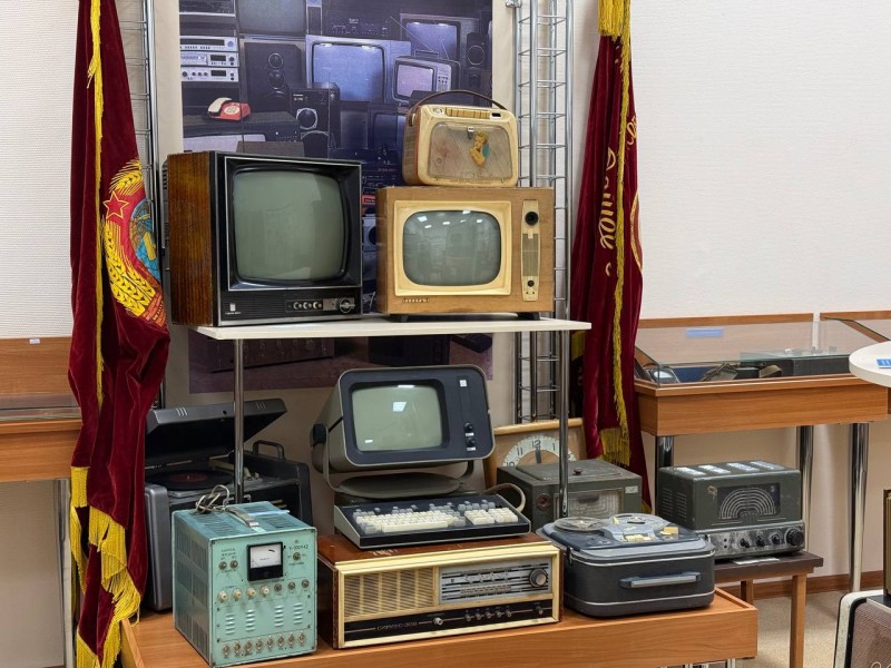 От морзянки до интернета: с начала года больше 500 школьников и студентов погрузились в историю развития связи Республики Коми