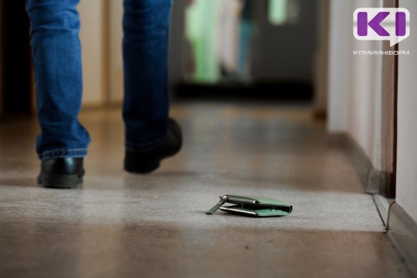 Сыктывкарец воспользовался утерянной банковской картой и стал фигурантом уголовного дела