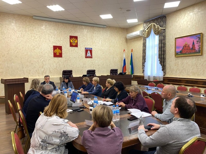 Омбудсмен Коми и Управляющий отделения соцфонда РФ по РК провели личные приемы жителей Сосногорска и Ухты