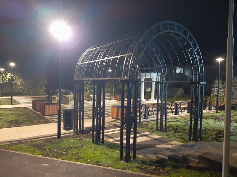 В Краснозатонском благоустроили мемориальный комплекс