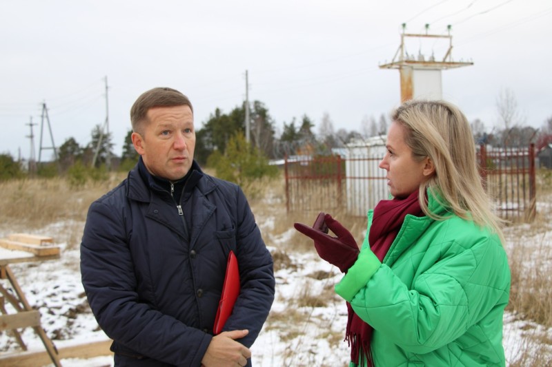 От диалога с жителями до контроля строек: зампред правительства Коми Наталья Якимова посетила Прилузье