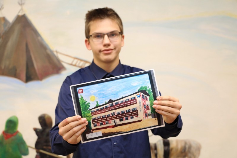 "Все лучшее – летом": усинские школьники творчески рассказали об организованном ЛУКОЙЛом отдыхе