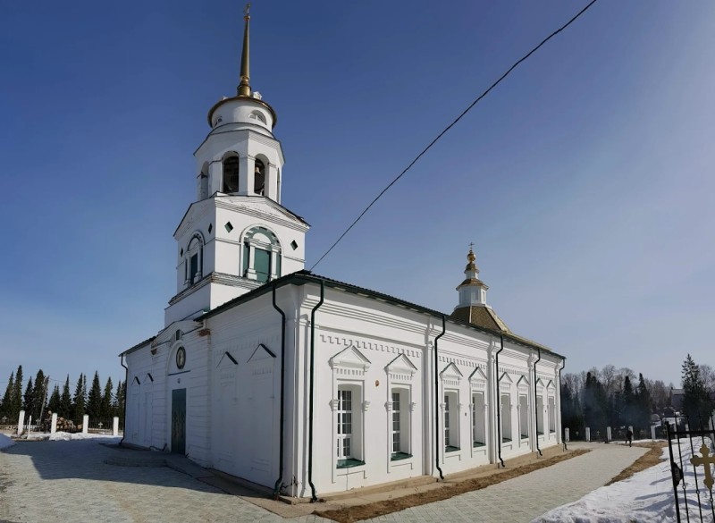 В Ношуле загорелась церковь, претендующая на статус объекта культурного наследия