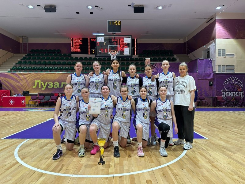 Сыктывкарки одержали победу на первенстве Республики Коми по баскетболу