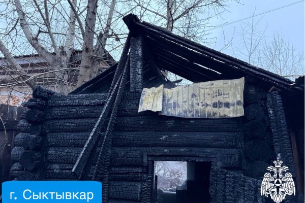 В Сыктывкаре на пожаре погибли мужчина и женщина