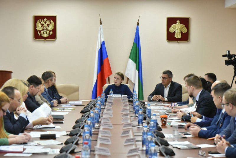 Родители жалуются на учителей, которые отбирают вейпы - Минобрнауки Коми 