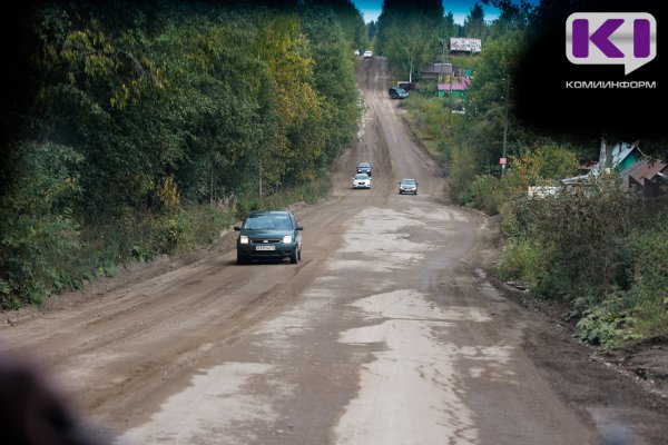 Ремонт дачной дороги в Дырносе передали 