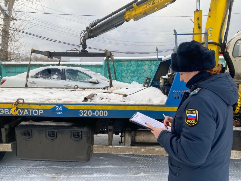 В Сыктывкаре конфисковали "Тойоту", которая принадлежала преступному авторитету 