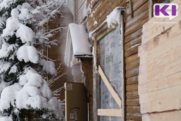 Прокуратура Сыктывкара восстановила права пенсионерки, проживающей в аварийном доме


