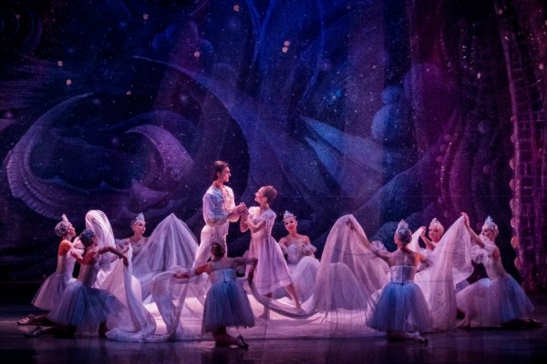 Новый год под музыку Чайковского: на сцене Театра оперы и балета Коми покажут балет 