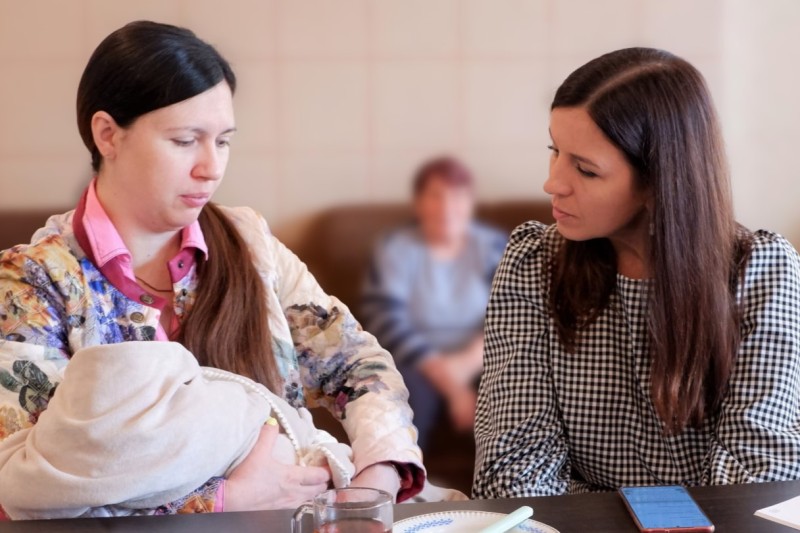 "Единая Россия" и Минтрудсоц Коми напомнили о региональных мерах поддержки семей

