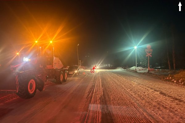 В Усинске тракторист получил травмы на железнодорожном переезде