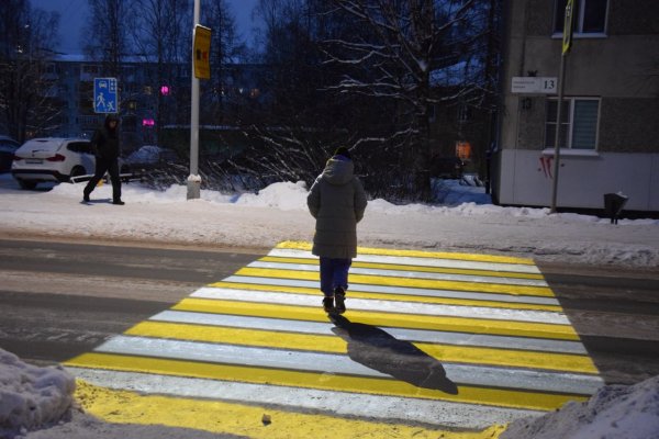 В Ухте установлены первые 17 гобо-проекторов