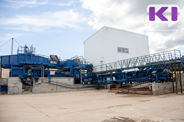 В рамках Прямой линии президент России отметил, что производственный бизнес ни в коем случае не должен пострадать