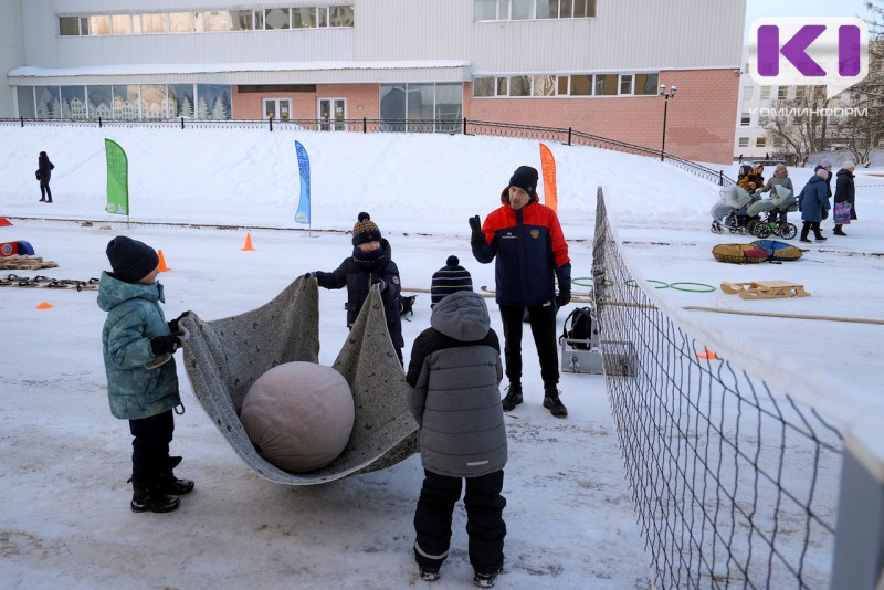 Культурный код Сыктывкара: рядом с чумом в столице Коми развернулись спортивные забавы 
