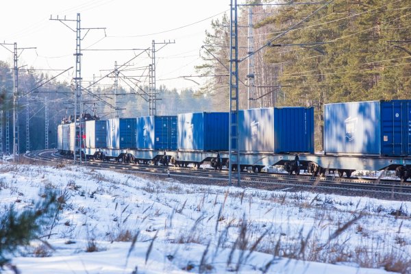 Более 1,7 тыс. контейнерных поездов отправлено с Северной железной дороги в январе-ноябре